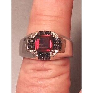 Vintage Sterling Red Gemstone Ring STS Size 8.5